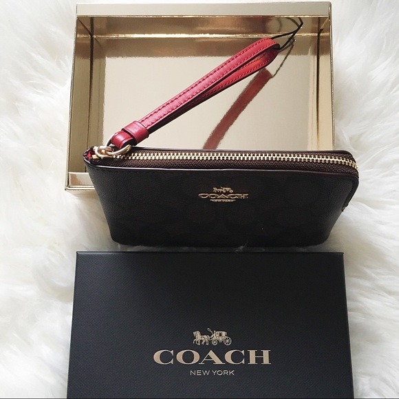 COACH Signature Canvas Corner Zip Wristlet - Picture 4 of 6